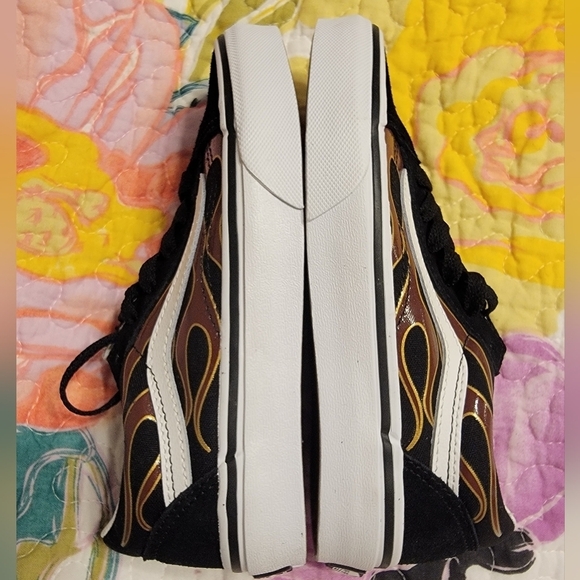 NIB Boys Vans Old Skool Metallic Flame Sneakers - Picture 5 of 8